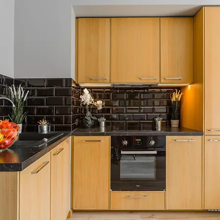 Luxury In District Of On Siedmiogrodzka Warschau