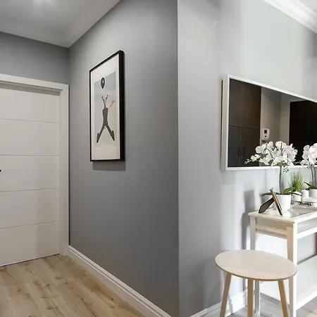 Luxury In District Of On Siedmiogrodzka Apartment